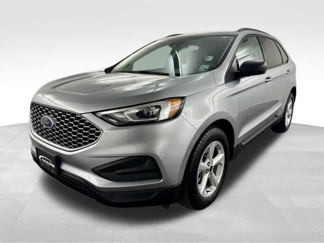 Used 2023 Ford Edge SE image 4