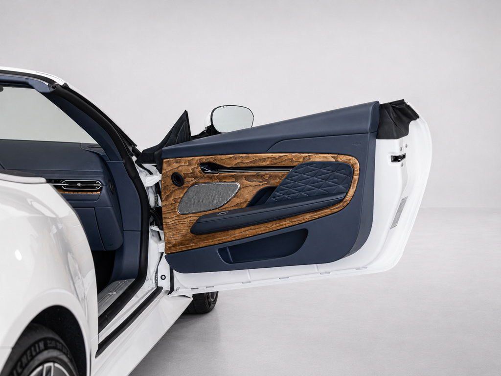 New 2026 Aston Martin DB12 Convertible RWD image 30