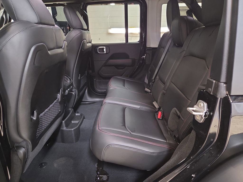 New 2025 Jeep Wrangler Unlimited Rubicon image 24