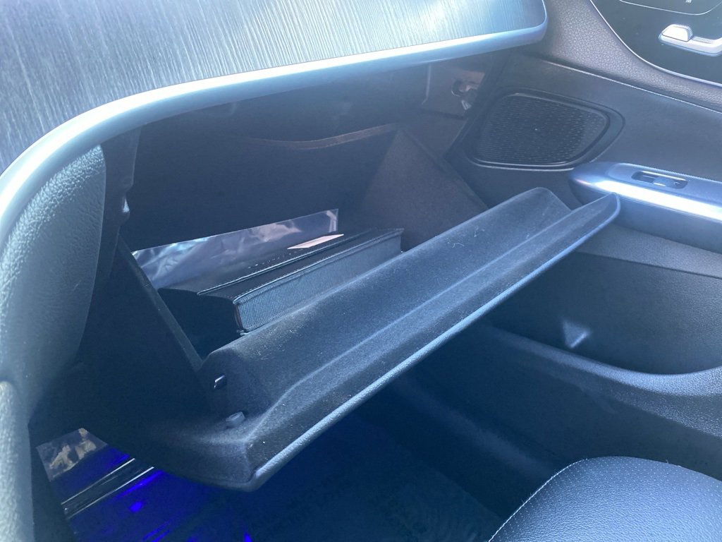 Used 2025 Mercedes-Benz GLC 350e 4MATIC image 22