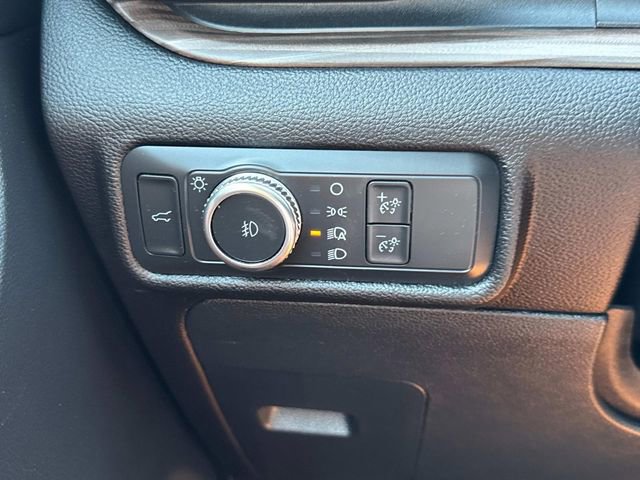 Used 2022 Ford Explorer Limited w/ Equipment Group 301A image 29