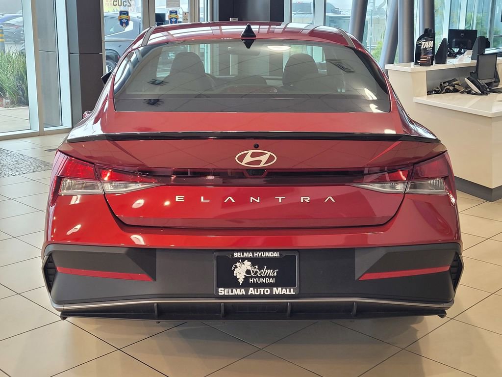 New 2026 Hyundai Elantra Sport image 5