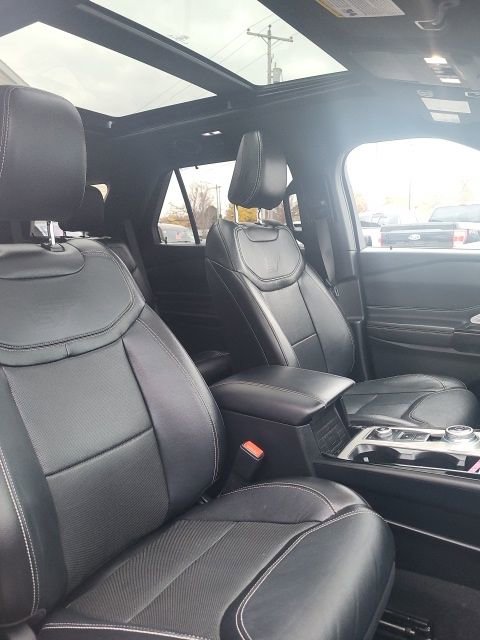 Used 2021 Ford Explorer ST w/ ST Street Pack image 25