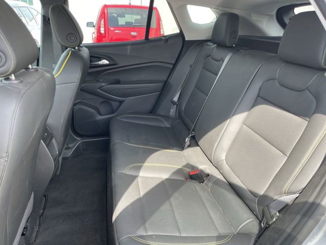 Used 2024 Chevrolet Trax ACTIV w/ Sunroof Package image 22