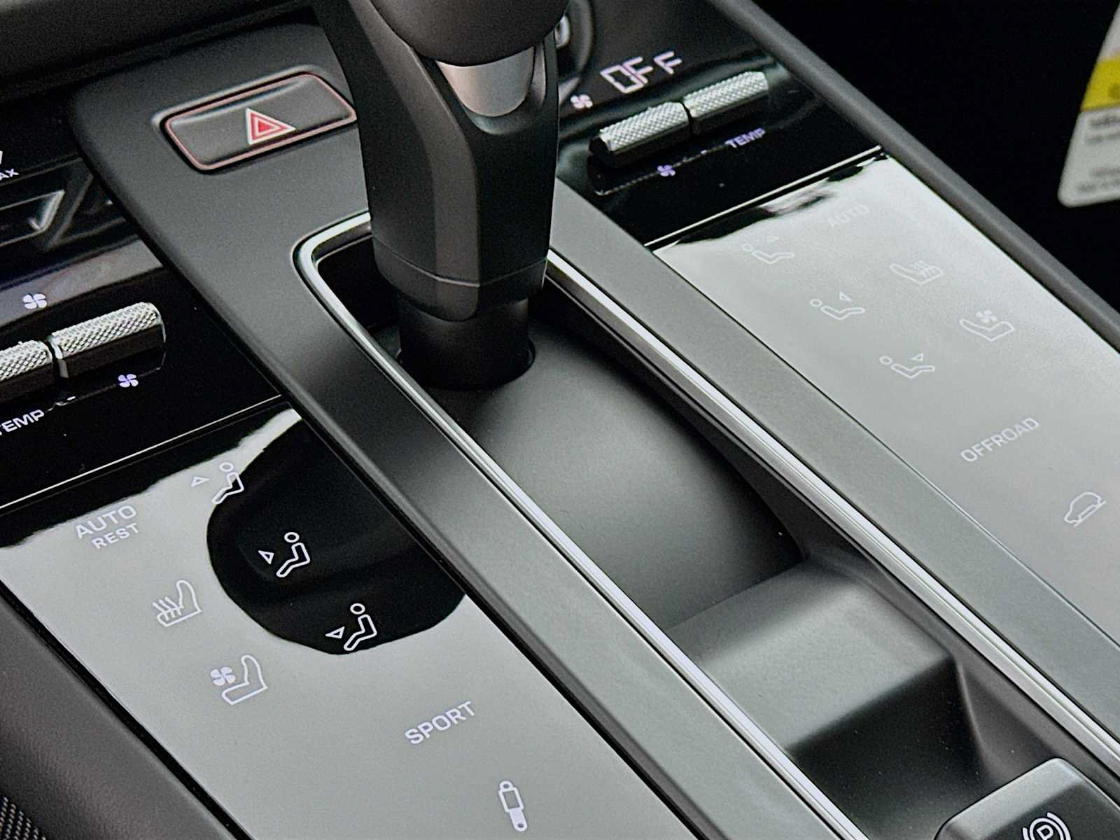 New 2026 Porsche Macan S AWD/4WD image 21
