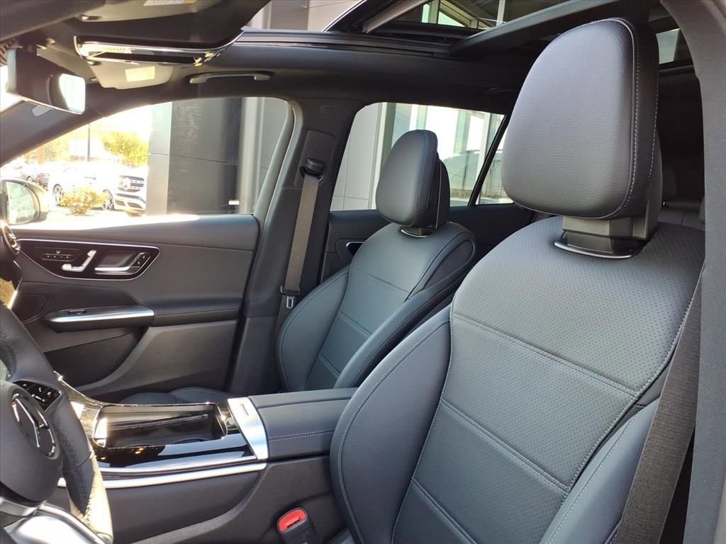 New 2026 Mercedes-Benz GLC 300 4MATIC image 12
