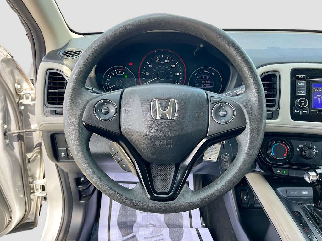 Used 2017 Honda HR-V LX image 11