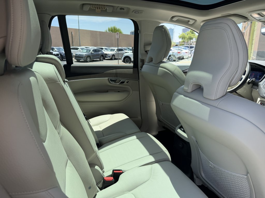 Used 2025 Volvo XC90 T8 Core w/ Protection Package Premier AWD/4WD image 35