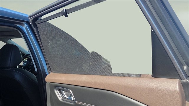 Used 2021 Nissan Rogue SL image 18