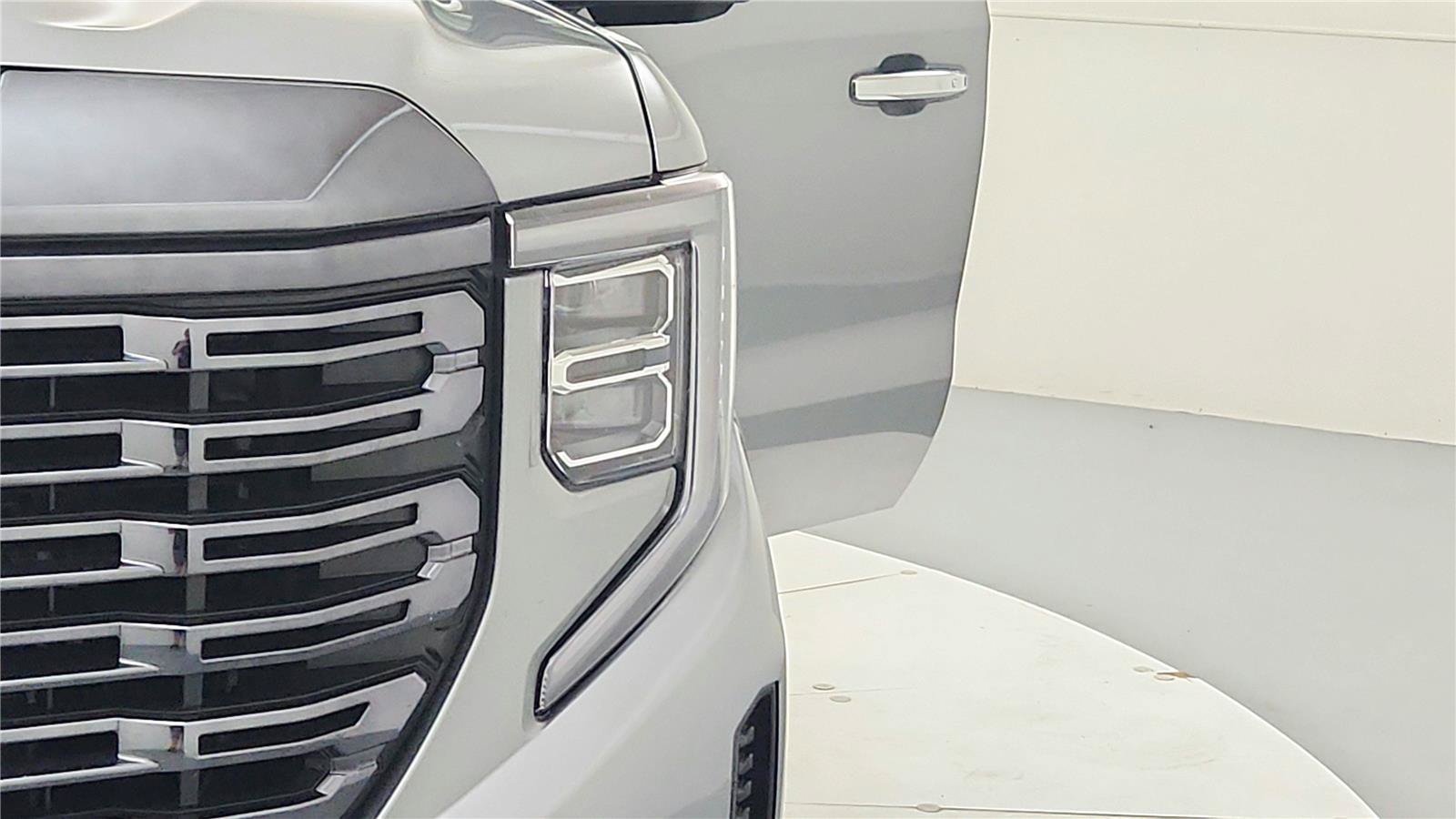 Used 2024 GMC Sierra 1500 Denali Ultimate AWD/4WD image 40