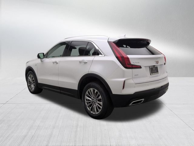 Certified 2025 Cadillac XT4 Premium Luxury AWD/4WD image 7