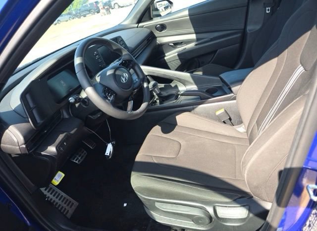 Used 2026 Hyundai Elantra Sport FWD image 8