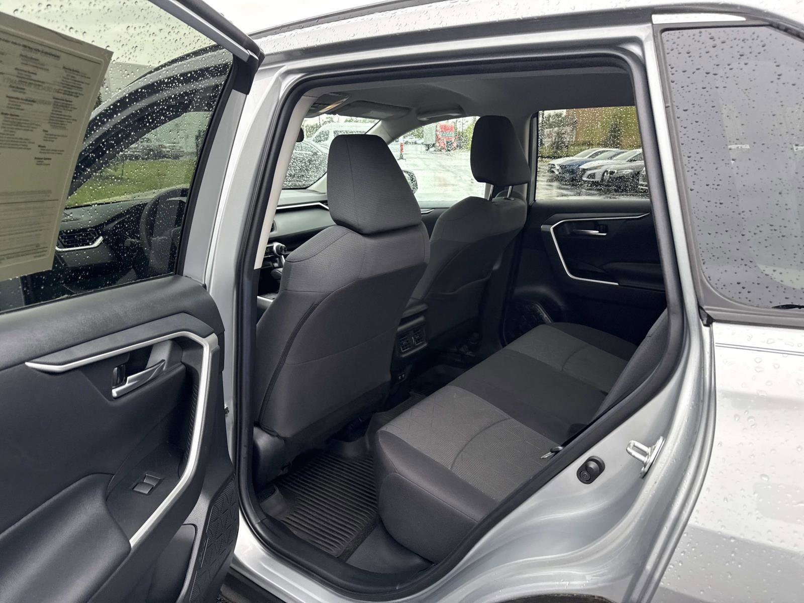 Used 2020 Toyota RAV4 XLE image 14