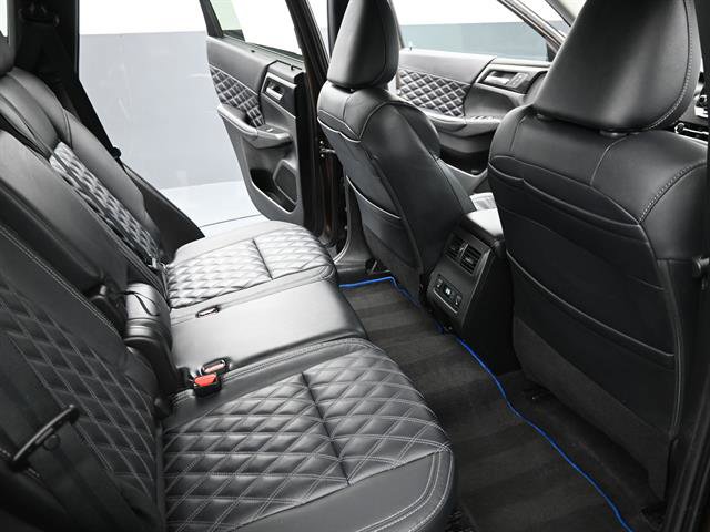 Used 2023 Mitsubishi Outlander SEL AWD/4WD image 20