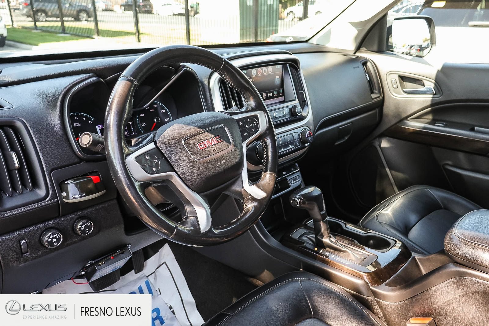 Used 2017 GMC Canyon SLT w/ Trailering Package AWD/4WD image 19
