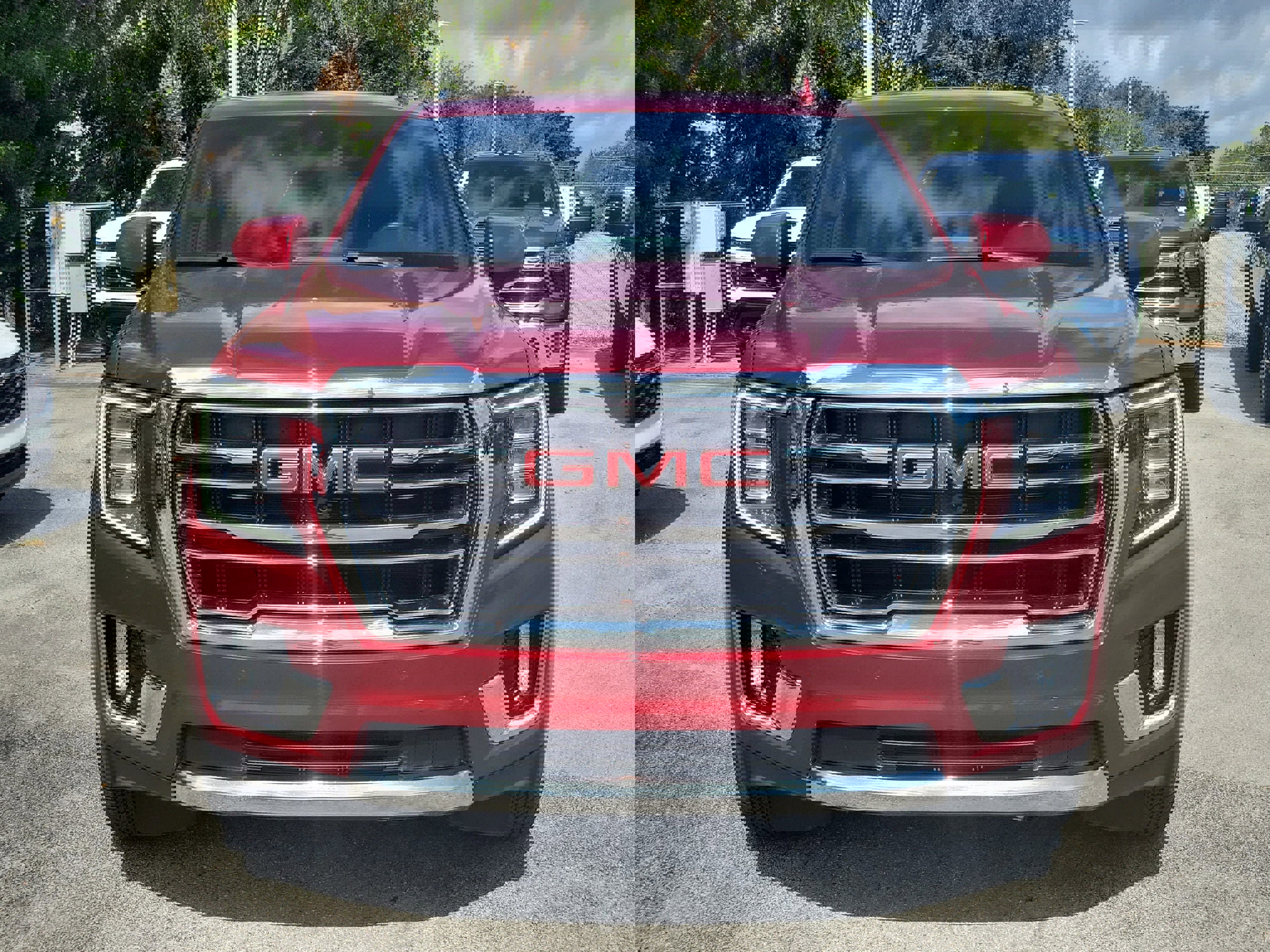 Used 2023 GMC Yukon SLT image 8