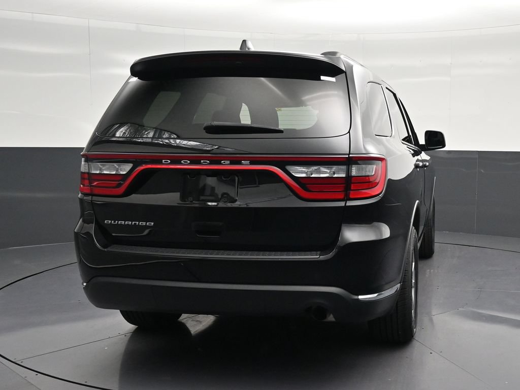 Used 2024 Dodge Durango SXT w/ 3rd Row Seating Group RWD image 2