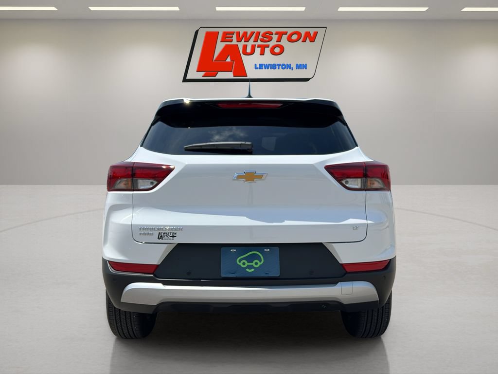 Certified 2026 Chevrolet TrailBlazer LT w/ LT Cold Weather Package AWD/4WD image 12