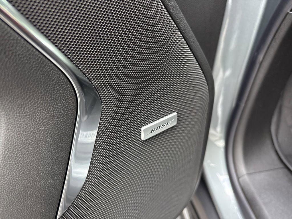 New 2026 Chevrolet Suburban LT w/ Comfort Package image 9