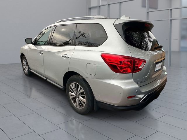Used 2019 Nissan Pathfinder S image 5