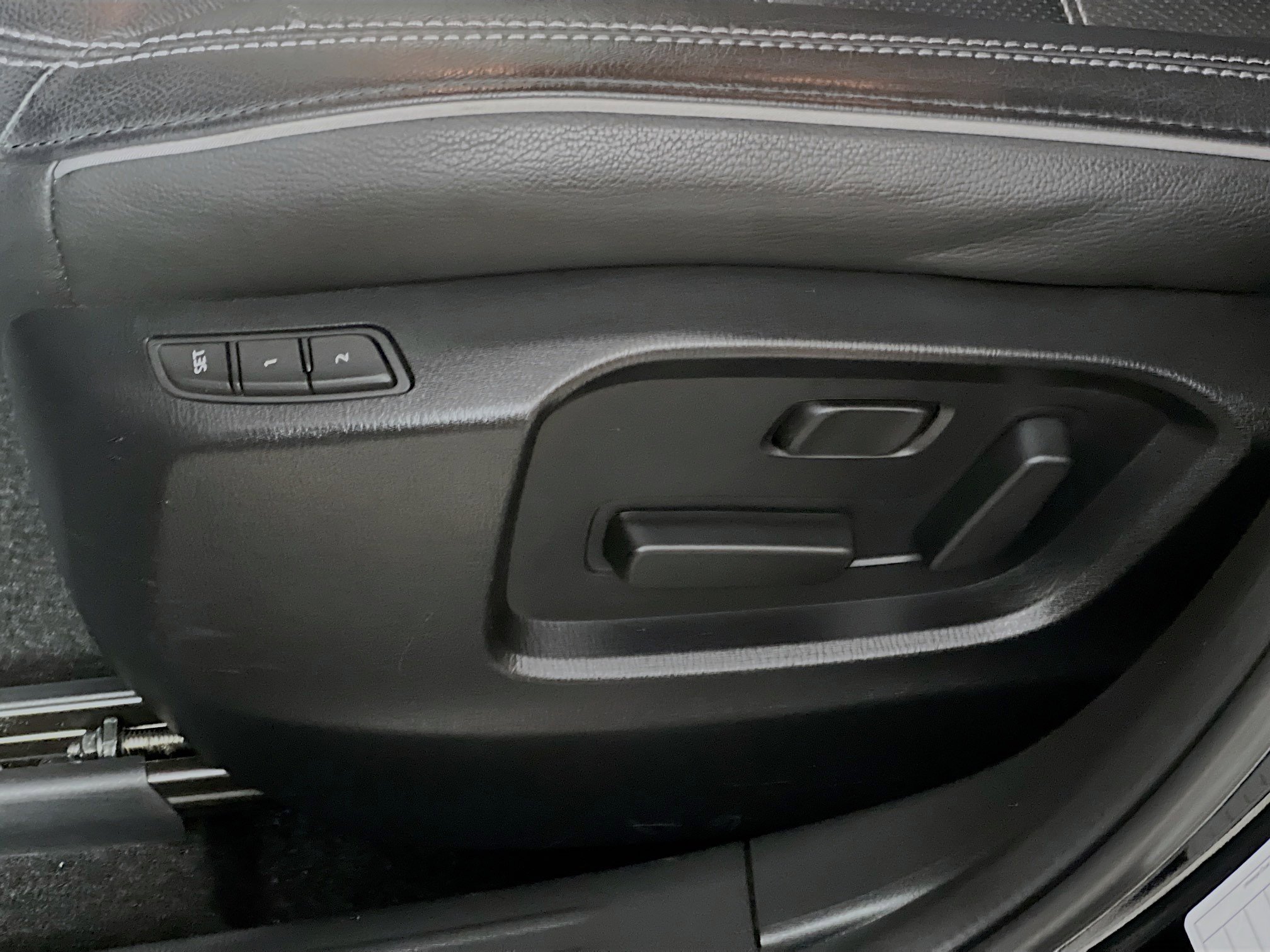 Used 2025 MAZDA CX-5 AWD 2.5 S w/ Preferred Package image 16