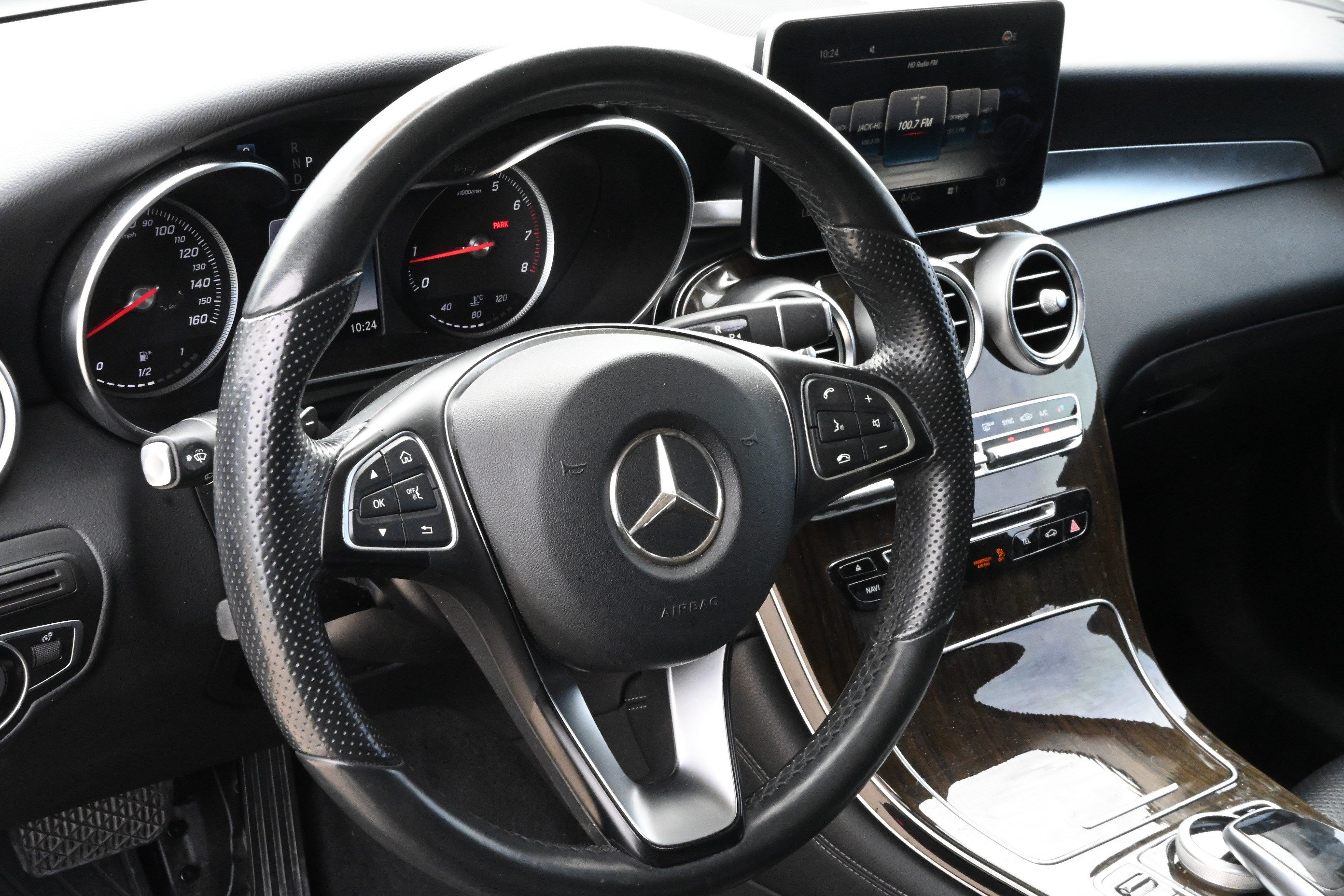 Used 2016 Mercedes-Benz GLC 300 4MATIC image 14