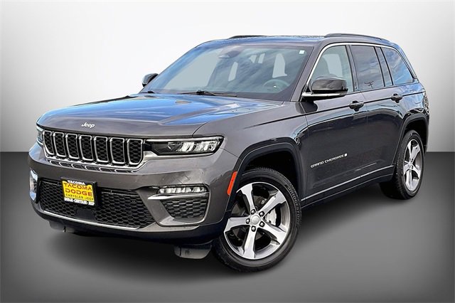 Used 2024 Jeep Grand Cherokee Limited w/ Trailer Tow Package image 2