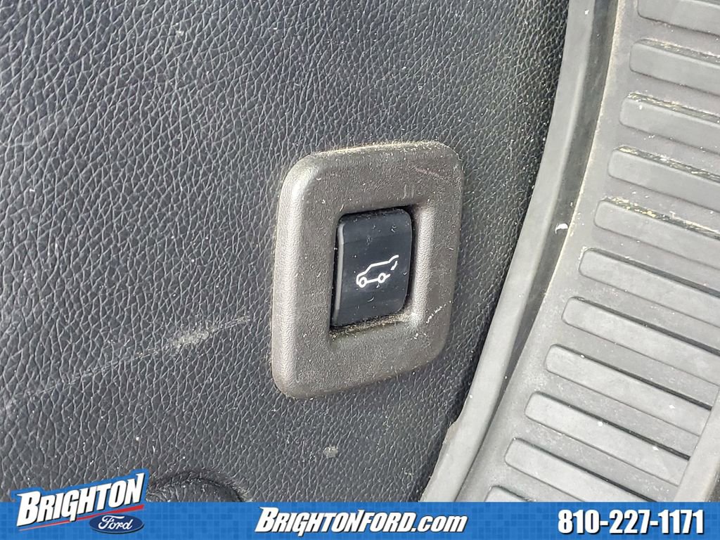 Used 2014 Ford Expedition Limited w/ Equipment Group 301A AWD/4WD image 8