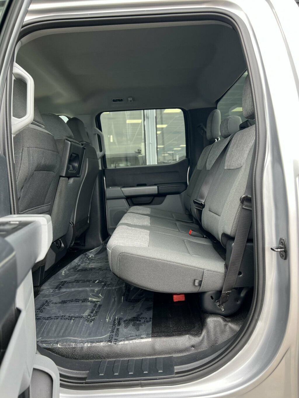 Used 2023 Ford F350 XLT AWD/4WD image 12