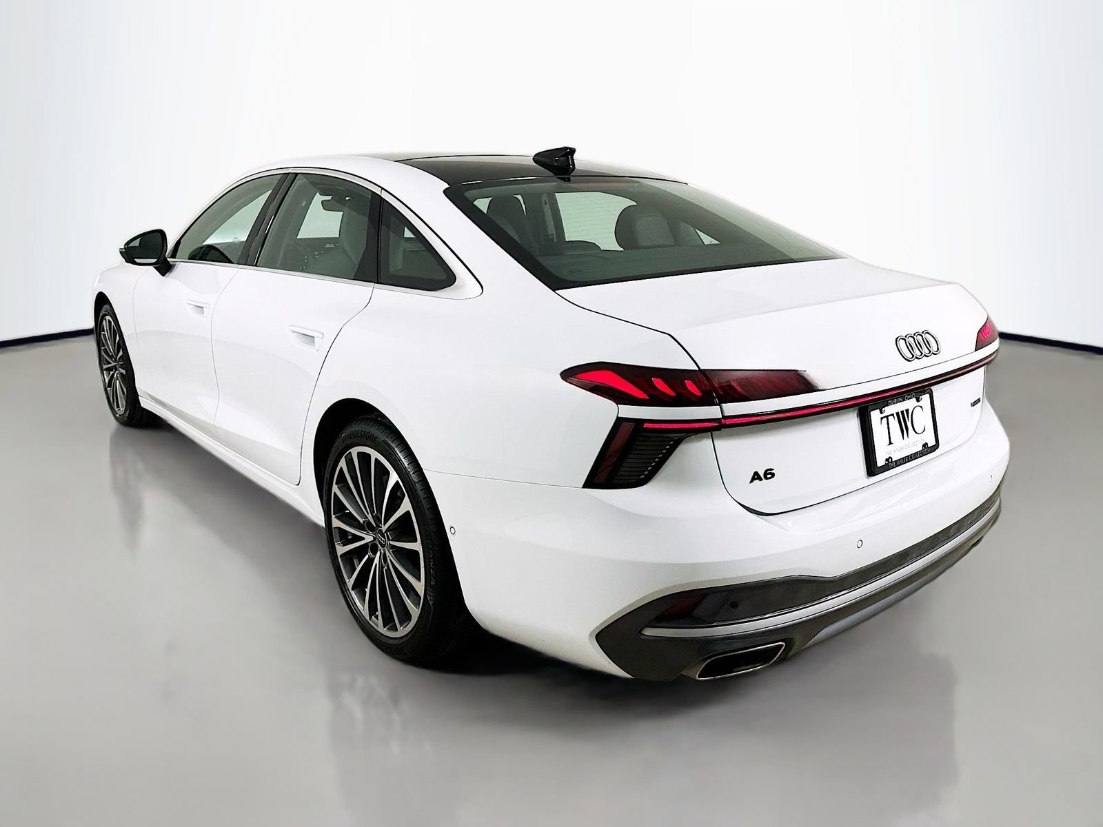 Used 2026 Audi A6 Premium Plus w/ Premium Plus Package AWD/4WD image 7