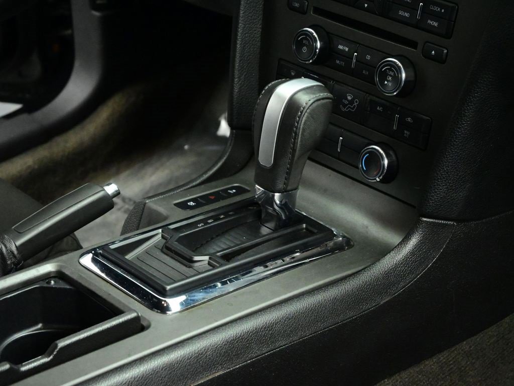 Used 2014 Ford Mustang Coupe image 12