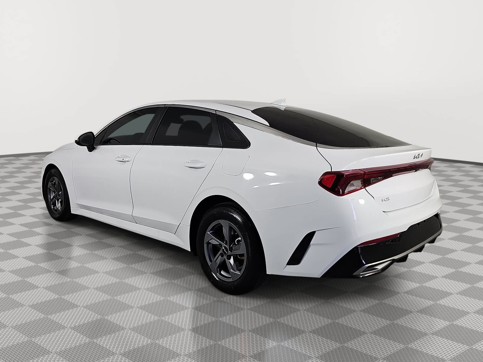 Used 2023 Kia K5 LXS FWD image 6