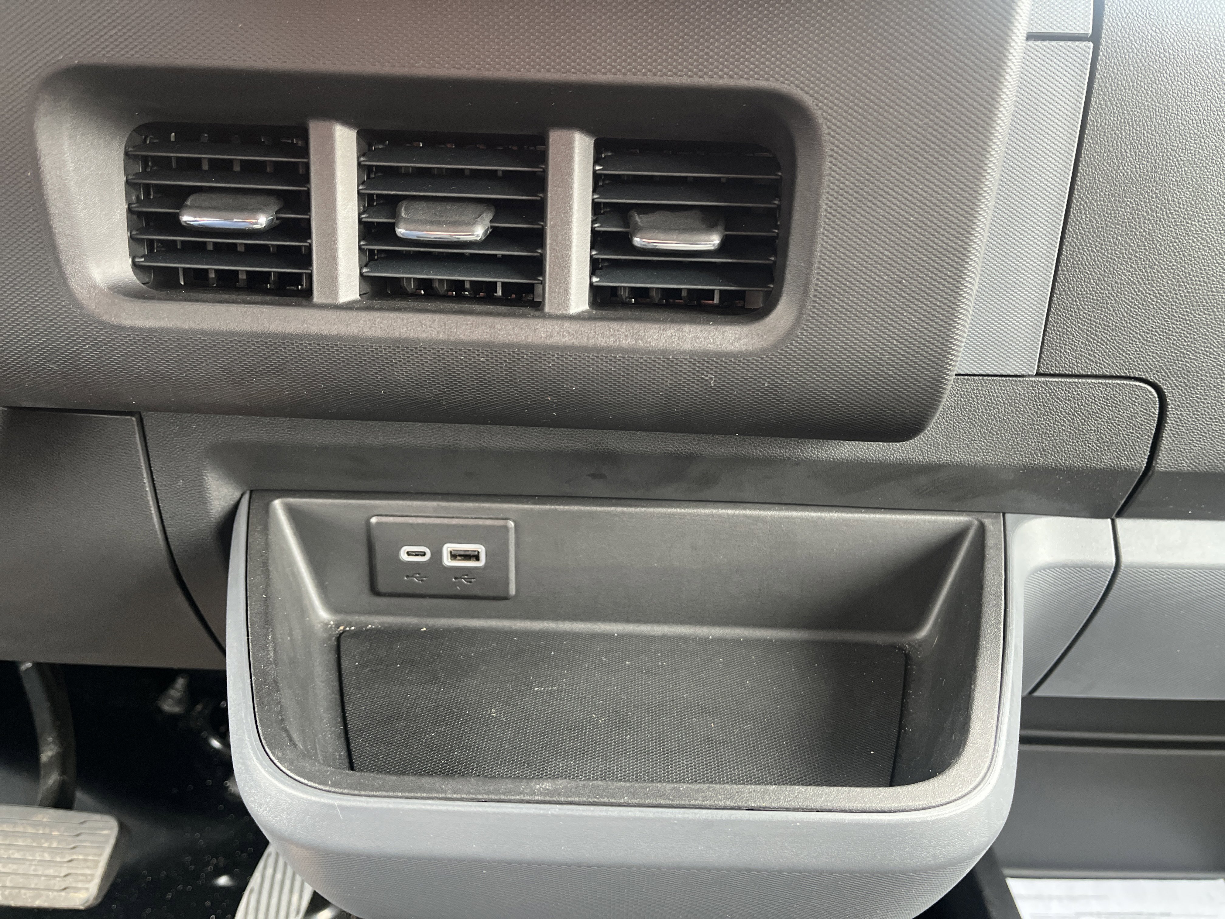 Used 2024 Chevrolet Brightdrop 600 w/ Battery Pack, Max Range image 23