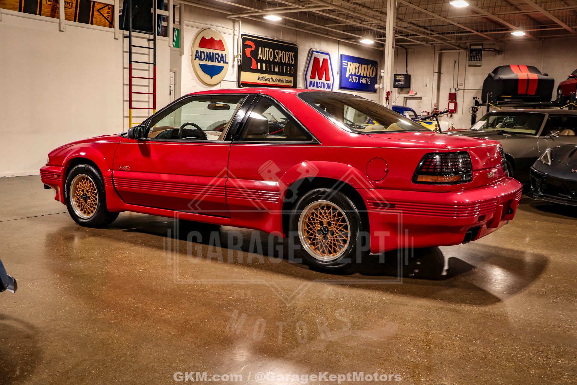 Used 1990 Pontiac Grand Prix SE FWD image 6