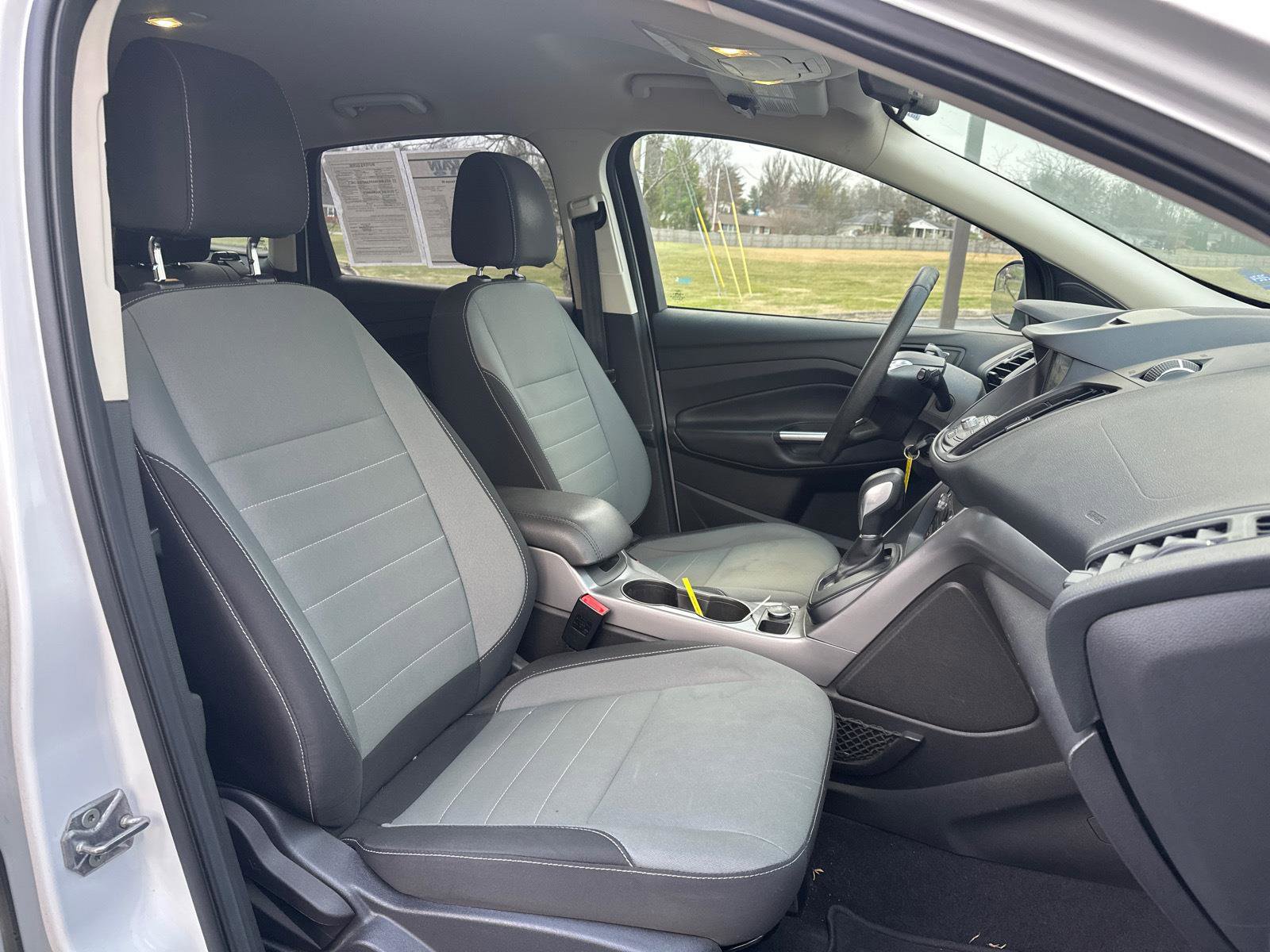 Used 2016 Ford Escape SE w/ Equipment Group 201A image 21