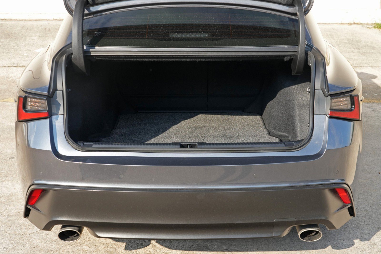 Used 2023 Lexus IS 300 w/ Premium Package RWD image 10