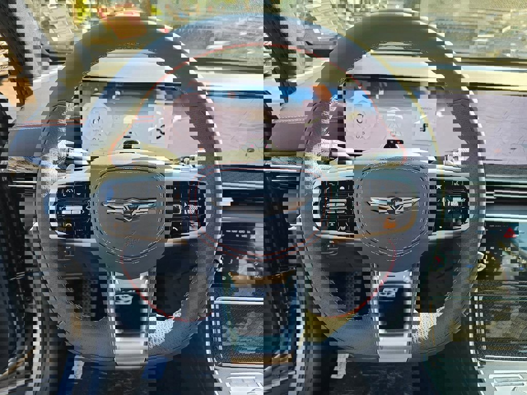 New 2026 Genesis GV80 3.5T e-SC image 11