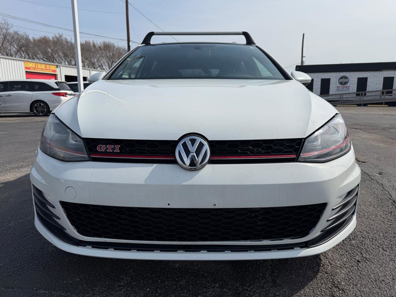 Used 2016 Volkswagen GTI SE w/ Lighting Package (SEL) image 2
