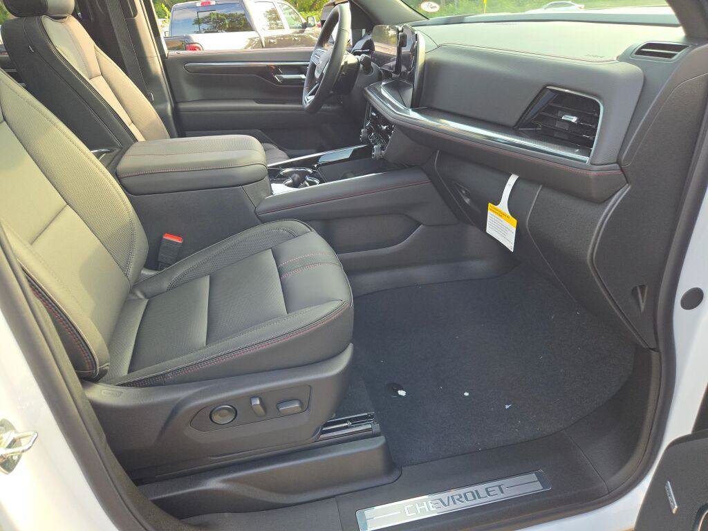 New 2026 Chevrolet Tahoe RST w/ Comfort Package AWD/4WD image 7