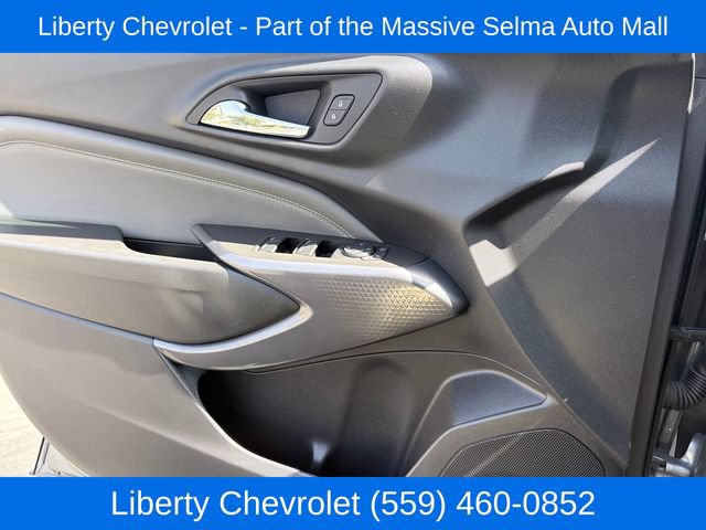 Used 2025 Chevrolet Trax ACTIV w/ Driver Confidence Package FWD image 11