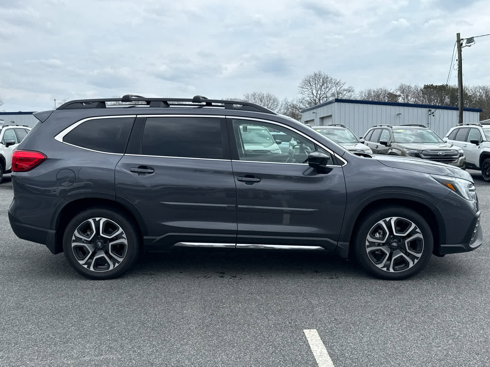 Certified 2025 Subaru Ascent Limited image 8