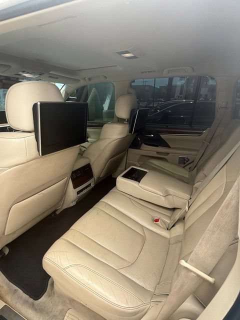 Used 2018 Lexus LX 570 4WD w/ Luxury Package image 6