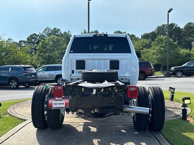 New 2026 RAM 4500 4x4 Crew Cab DRW w/ Laramie Trim Package image 6