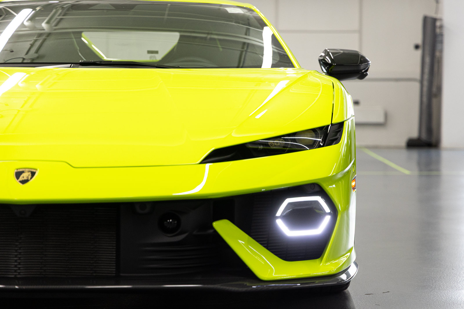 Used 2026 Lamborghini Temerario AWD/4WD image 9