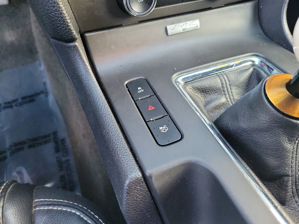 Used 2013 Ford Mustang Premium image 20