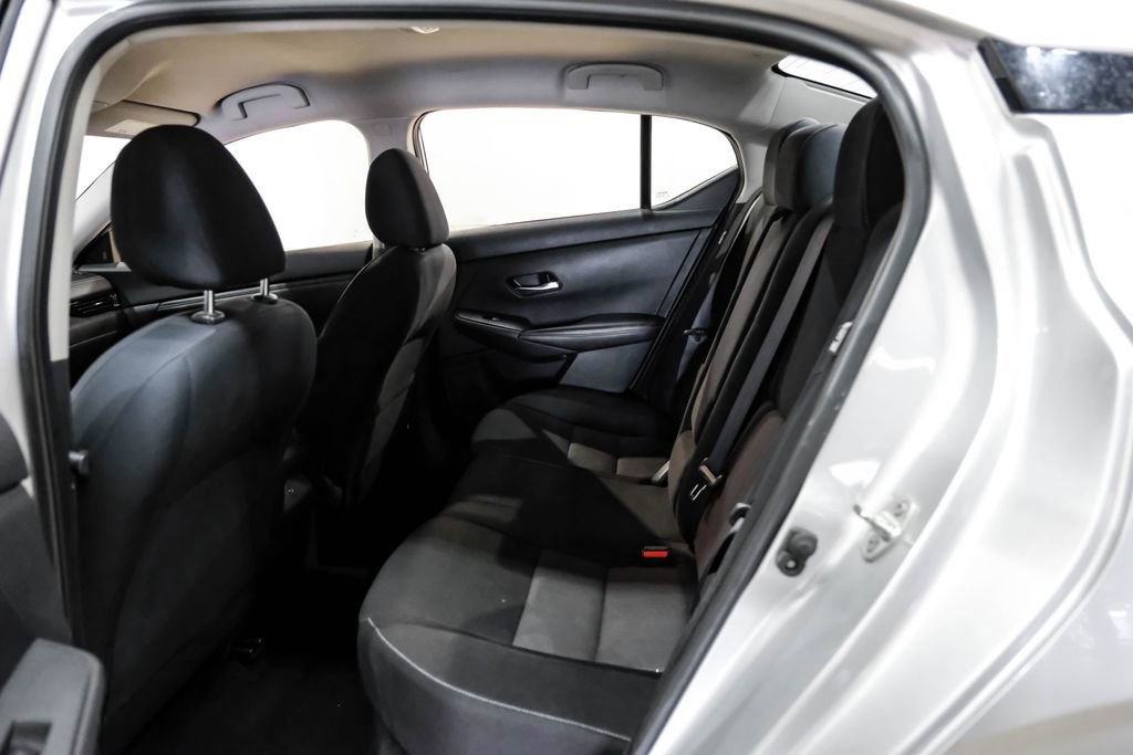 Used 2021 Nissan Sentra SV FWD image 38