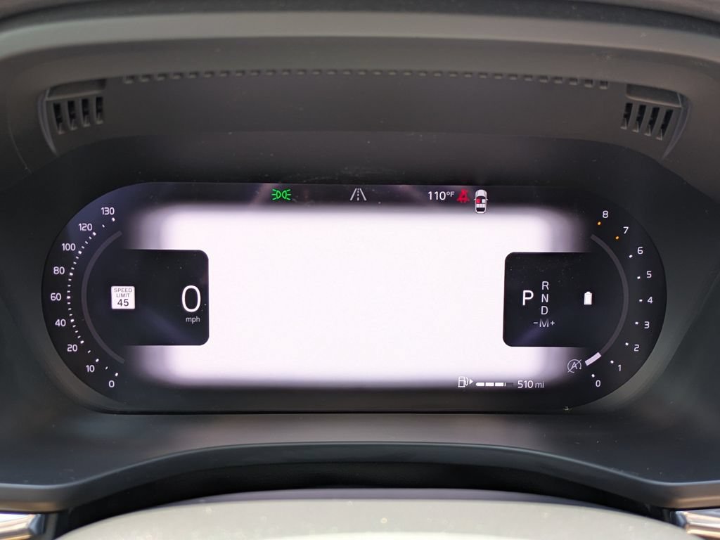 Certified 2024 Volvo XC60 B5 Ultimate w/ Protection Package Premier AWD/4WD image 28