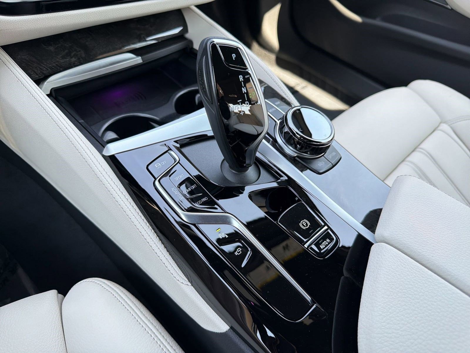 Certified 2023 BMW M550i xDrive w/ Executive Package image 16