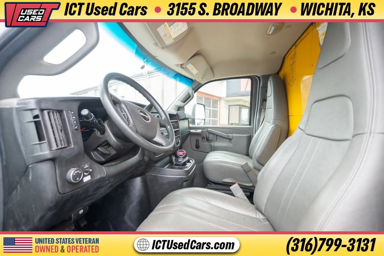 Used 2018 GMC Savana 3500 Extended w/ Driver Convenience Package RWD image 10