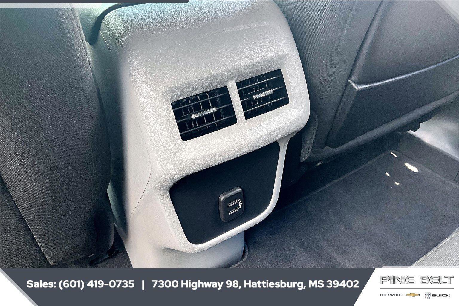 Used 2020 GMC Terrain SLE image 25
